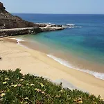 דירה Porto Dinheiro I לוריניה